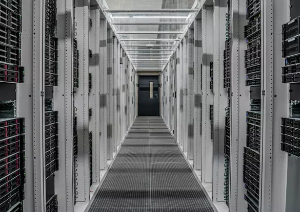 USV-Systeme: Rechenzentrum heizt tausende Haushalte